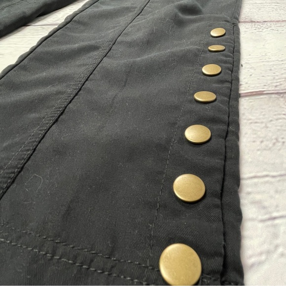 SOFT SURROUNDINGS Metro studded black ankle pants, size S Petite - Picture 4 of 11